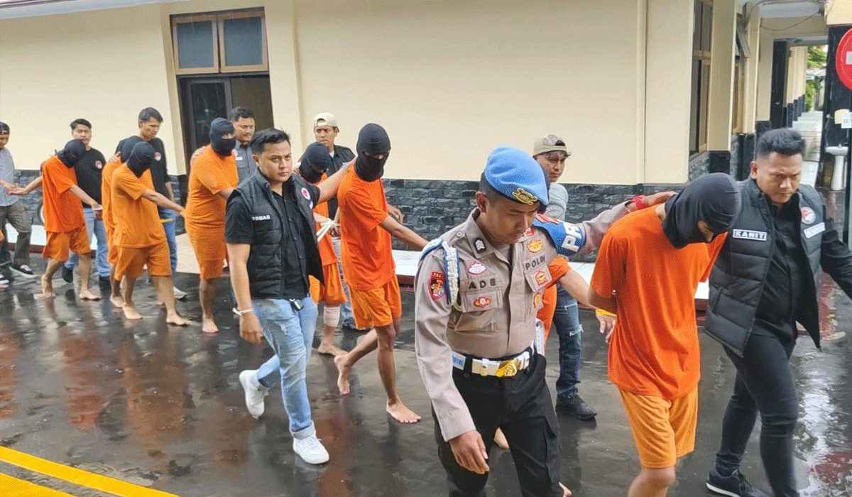 Polisi Bongkar Peredaran Narkoba di Kuningan, 17 Tersangka Diamankan