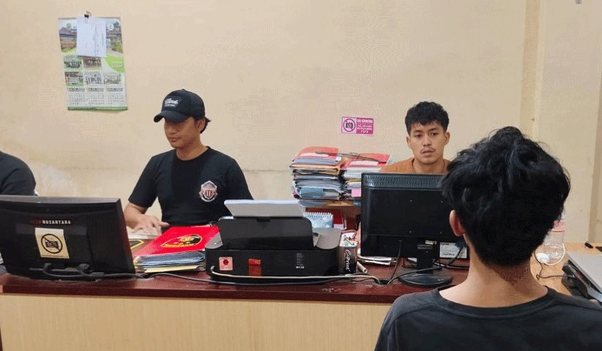 Cemburu Memuncak, Pria di Kuningan Bacok Teman Sendiri