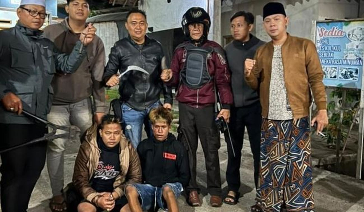 Viral! Aksi Heroik Polisi dan Warga Tangkap Begal Brutal di Probolinggo