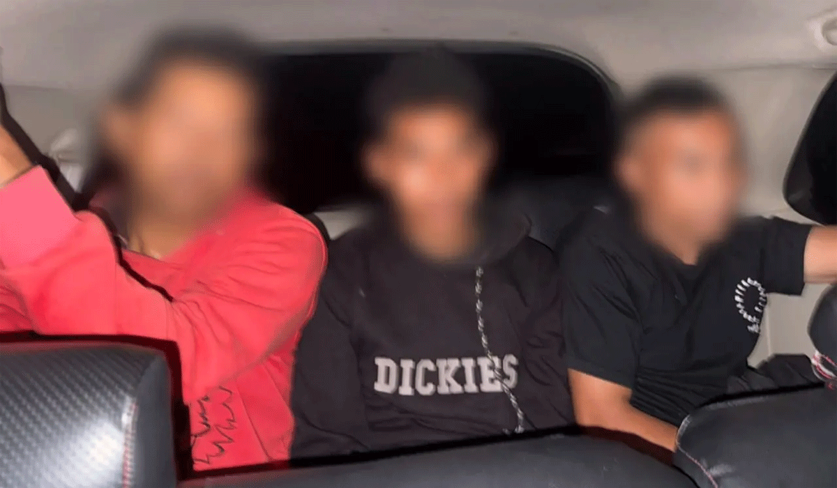 Tiga Pria Langsung Dicari Polisi