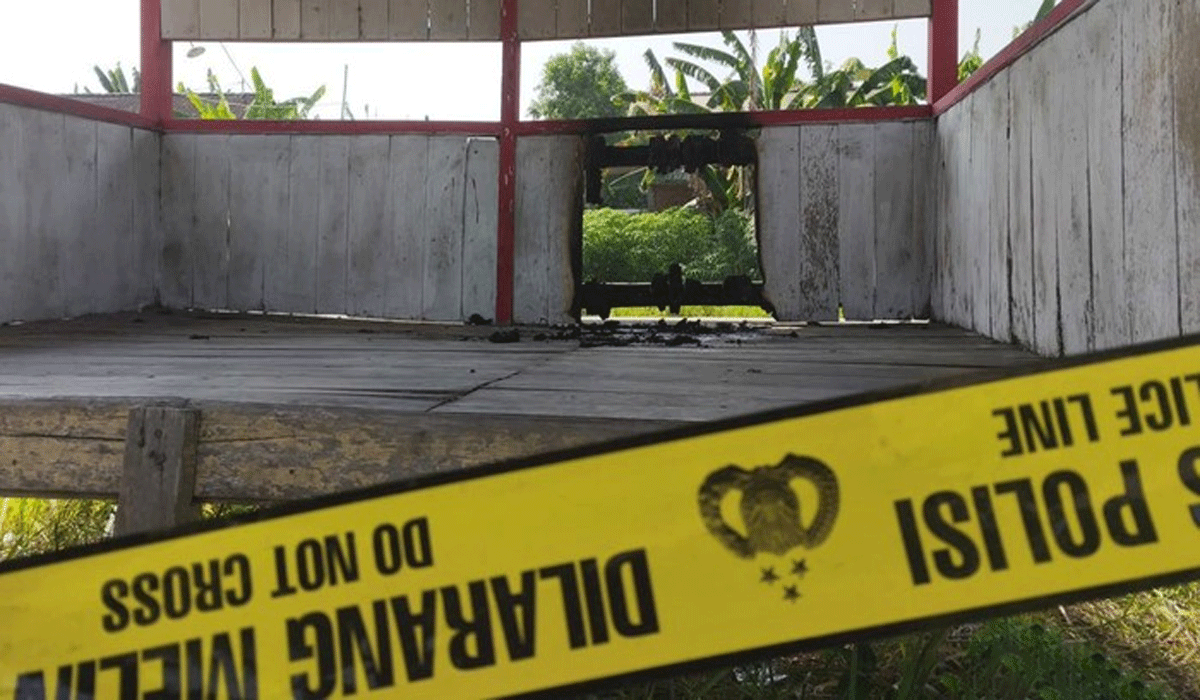 Misteri Pembunuhan di Demak, Wanita Tewas Dipukul Palu Sebelum Jenazah Hendak Dibakar Misteri Pembunuhan di Demak, Wanita Tewas Dipukul Palu Sebelum Jenazah Hendak Dibakar